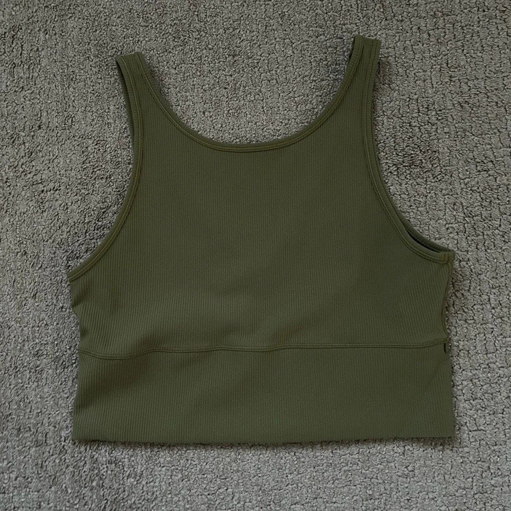 Lululemon Power Pivot Ribbed Tank Top - Bronze Green - Picture 3 of 5
